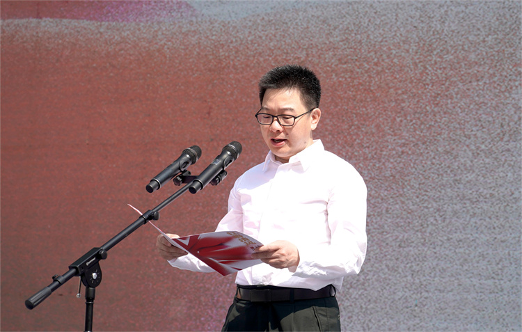 4.中国美术家协会分党组成员、秘书长王平致辞.jpg 4.中国美术家协会分党组成员、秘书长王平致辞.jpg